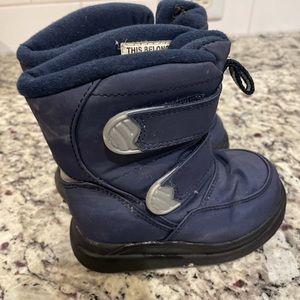 2/$15 Children Snow Boots size 7